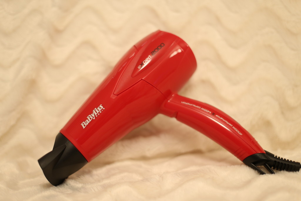 madalina misu, blog moda, madalina misu blog, fashion blog, uscator cu volum, cum sa ai volum de lunga durata, babyliss paris, expert 2000 volum babyliss, par stralucitor, fashion blogger, lifestyle, cadouri craciun 2015, idei cadou