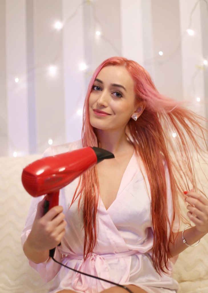 madalina misu, blog moda, madalina misu blog, fashion blog, uscator cu volum, cum sa ai volum de lunga durata, babyliss paris, expert 2000 volum babyliss, par stralucitor, fashion blogger, lifestyle, cadouri craciun 2015, idei cadou