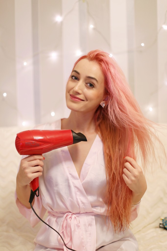 madalina misu, blog moda, madalina misu blog, fashion blog, uscator cu volum, cum sa ai volum de lunga durata, babyliss paris, expert 2000 volum babyliss, par stralucitor, fashion blogger, lifestyle, cadouri craciun 2015, idei cadou