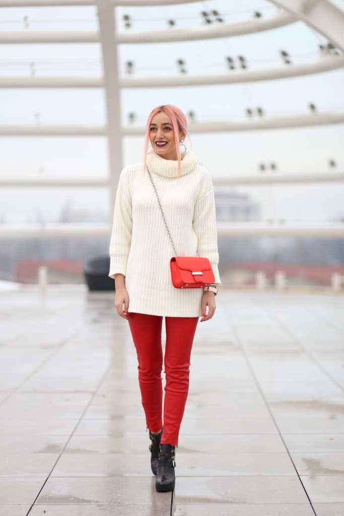 turtleneck_sweater_faux_leather_pants_madalina_misu_choies (10)