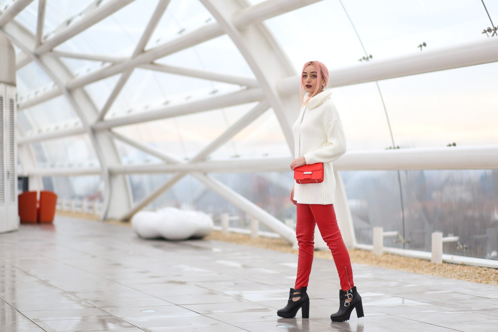 turtleneck_sweater_faux_leather_pants_madalina_misu_choies (14)