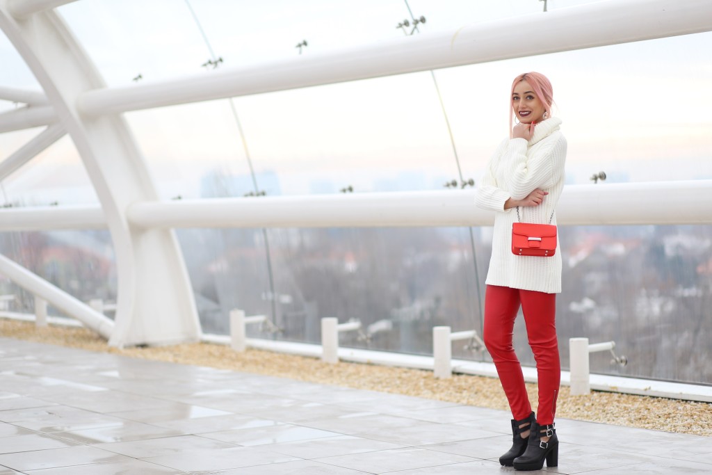 turtleneck_sweater_faux_leather_pants_madalina_misu_choies (15)