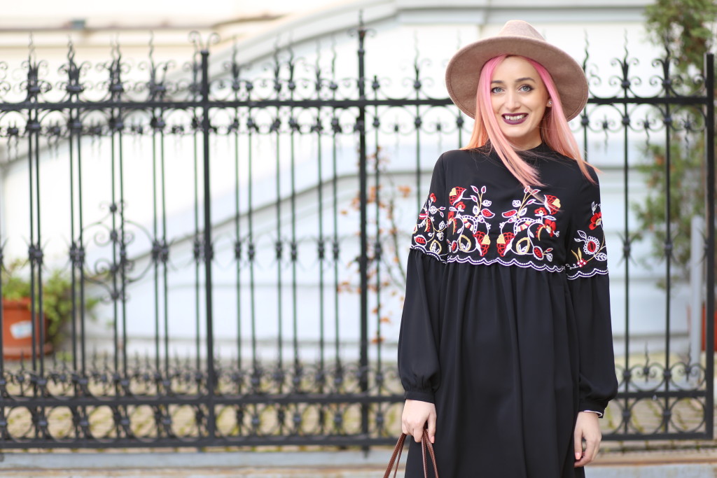 boho_chic_dress_fringes_boots_madalina_misu (6)