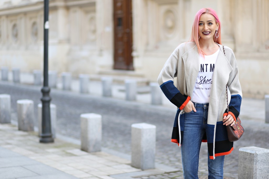 madalina misu, madalina misu fashion blog, look casual, cum ne imbracam la birou, cum purtam blugii evazati, cum purtam pantalonii evazati, oots, outfit of the day, trendsetter, blog de moda, blogger, cardigan supradimensionat