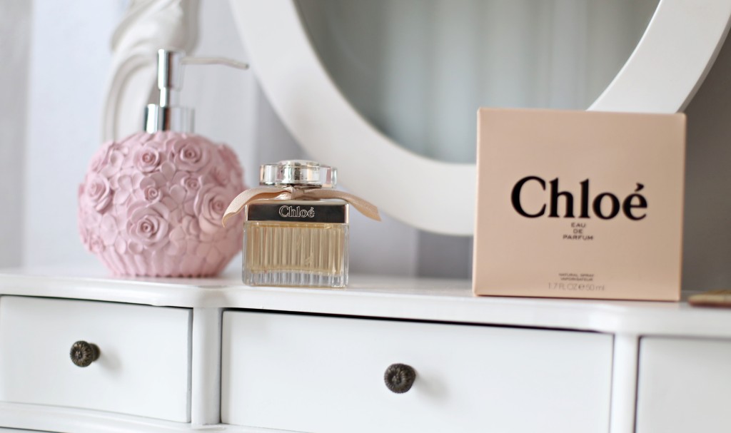 chloe, aoro