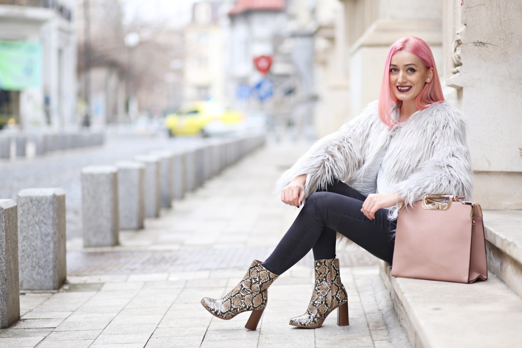 madalina_misu_faux_fur_coat (17)