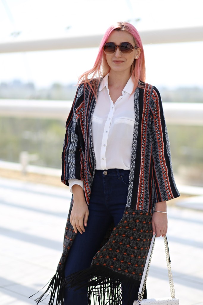 blue_jeans_white_shirt_kimono_madalina_misu (4)