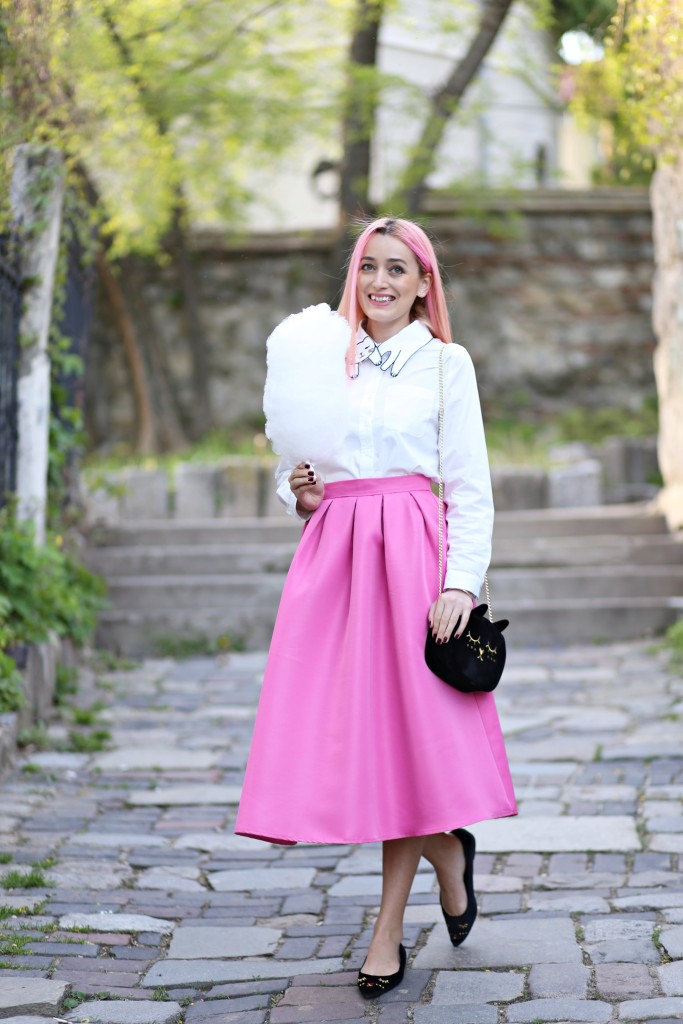 madalina misu, madalina misu fashion blog, blog de moda, fashion, fusta ampla, cum purta fusta ampla, fusta ampla cu buline, roz, barbie girl, white polka dot skater skirt, choies, choies review, ootd, outfit of the day, ce purtam primavara, primavara-vara treduri 2015-2016, fusta midi, cum purtam fusta midi, camasa cu guler pisica
