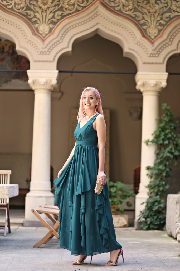 madalina misu, madalina misu fashion blog, blog de fashion, blog de moda, fashion blog, blogger, emerald green dress, rochie verde smarald, ce purtam la evenimente, rochie de ocazie