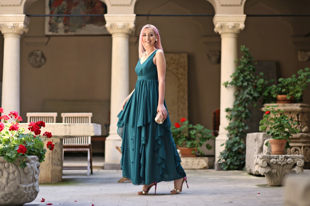 madalina misu, madalina misu fashion blog, blog de fashion, blog de moda, fashion blog, blogger, emerald green dress, rochie verde smarald, ce purtam la evenimente, rochie de ocazie