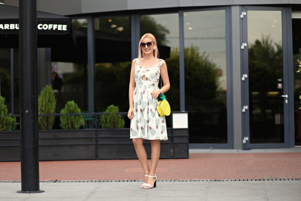 madalina misu, madalina misu fashion blog, blog de moda, top bloguri moda, top fashion blogs, top romanian bloggers, top bloggeri romani, zaful, zaful review, pineapple girl, pineapple fashion, pineapple dress, pineapple bag, asos