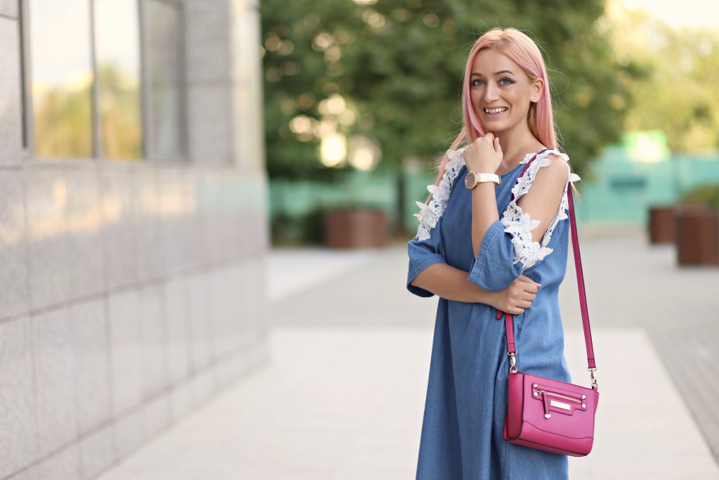 madalina misu, madalina misu fashion blog, blog de moda, fashion blog, top bloguri, top bloggeri fashion, top fashion blogger, blogger, ootd, outfit of the day, carvela kurt geiger bag, asos espadrilles, denim dress, how to wear the denim dress, cum purtam rochia din denim, vara 2016 trend, denim trend
