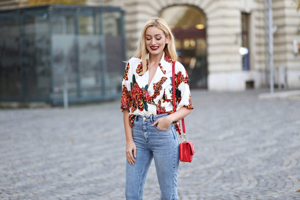 madalina misu, madalina misu fashion blog, blog de moda, fashion blog, giorgal, zaful, moschino, asos, ripped jeans, palton giorgal, top bloguri, top fashion bloggers, top bloguri moda