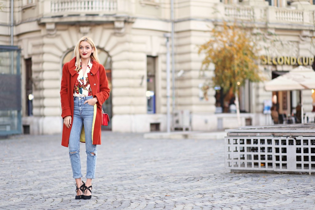 madalina misu, madalina misu fashion blog, blog de moda, fashion blog, giorgal, zaful, moschino, asos, ripped jeans, palton giorgal, top bloguri, top fashion bloggers, top bloguri moda