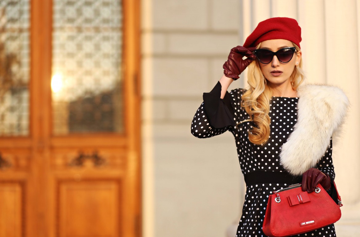 madalina misu, madalina misu fashion blog, redsquare, redsquare boutique, atelier de creatie vestimentara, creatii romanesti, designer roman, mirela gheorghe, rochie cu buline, how to wear the polka dotted dress, moschino bag, top romanian fashion blogs, top fashion bloggers, top bloguri romanesti, outfit of the day, ootd